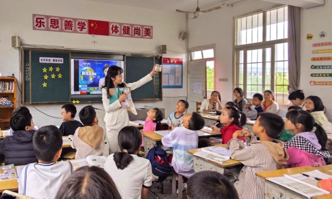 株洲八达小学开展国培计划“校校‘一对一’”第三期送培送教活动