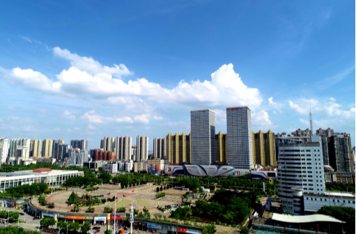 大气治污出新招！实招！硬招——湘潭岳塘区打好“组合拳”筑牢蓝天屏障