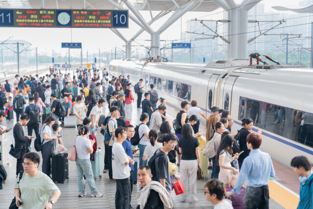 湖南将新增动车组列车9列，10月11日起国铁广州局实施新列车运行图