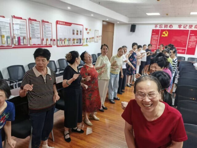 健康知识家门口开讲！芙蓉区为中老年举办系列科普活动