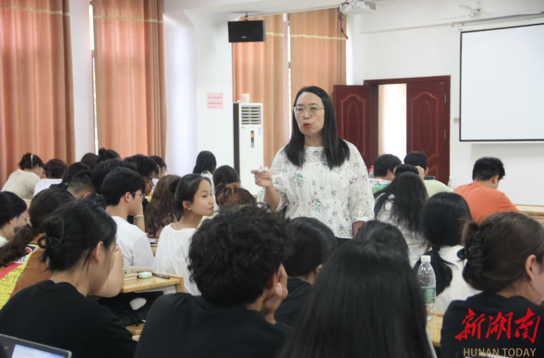 为什么我给的爱，孩子接收不到？心理专家：学会看清与修复亲子关系的误区