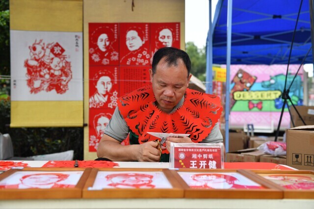 在省政协助推下，开在东风路的这场非遗集市有何特殊之处？