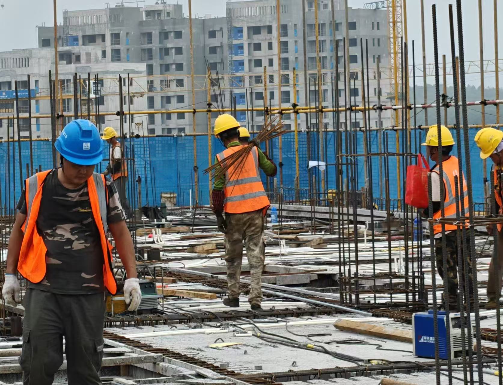 直击重点项目建设现场丨国庆在岗  铆足干劲