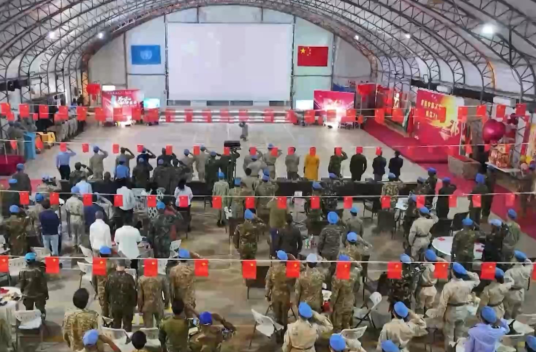 中国维和官兵被授予联合国“和平勋章”