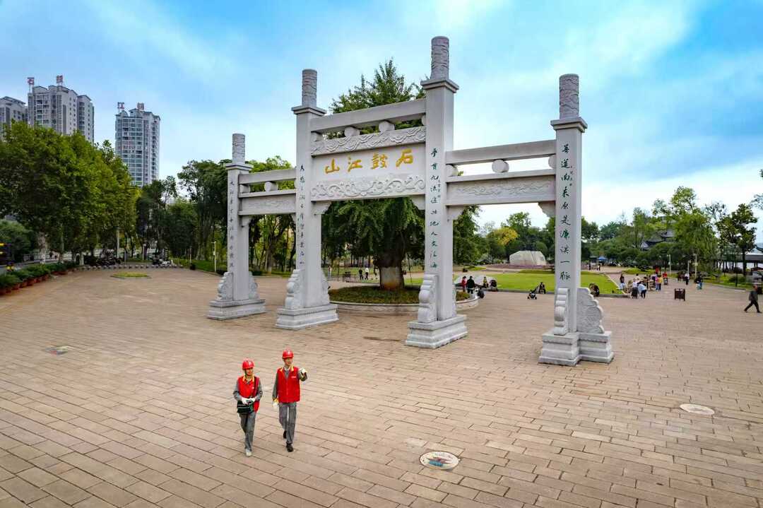 国网衡阳供电公司：“双节”我在岗 守护不打烊