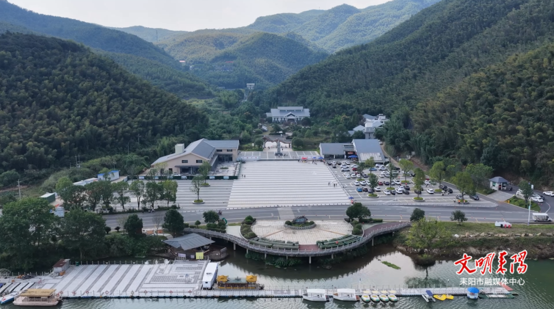 “双节”不忙 来趟衡阳｜国庆中秋长假，耒阳蔡伦竹海“非遗造纸+矿山奇景”成旅游热点