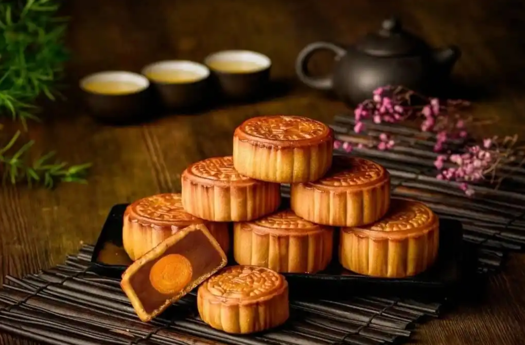 1块月饼=4碗饭？儿童和老人这样吃才安全