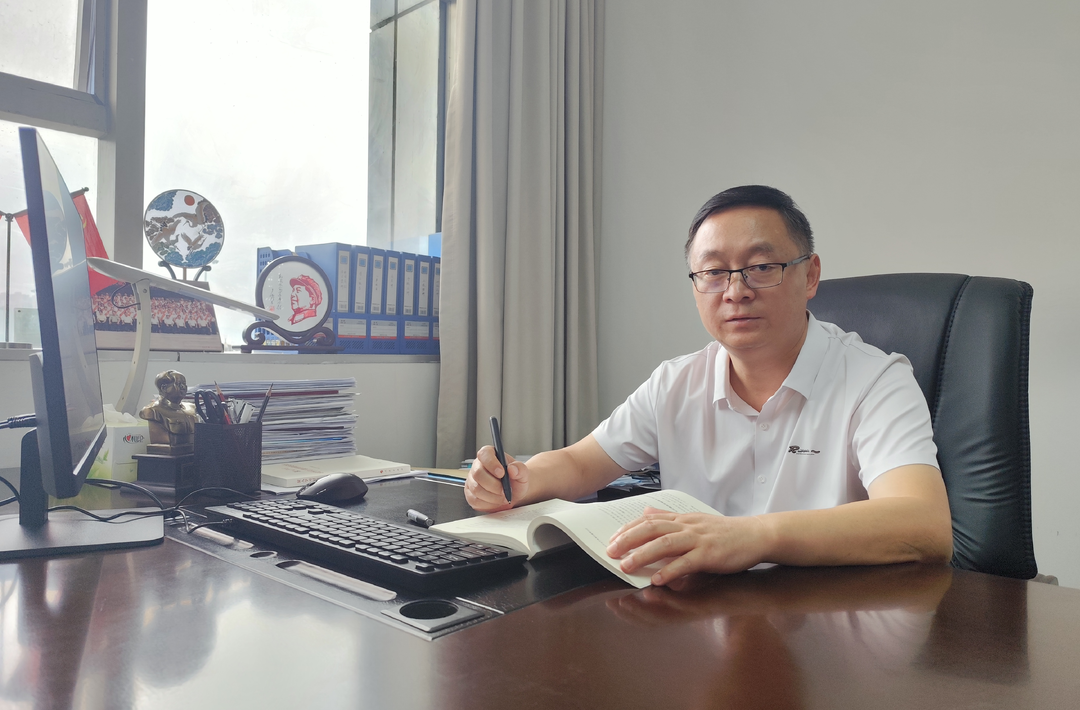 省民族团结进步模范个人⑥｜陈凯：让民族团结幸福之花绽放在每个校园