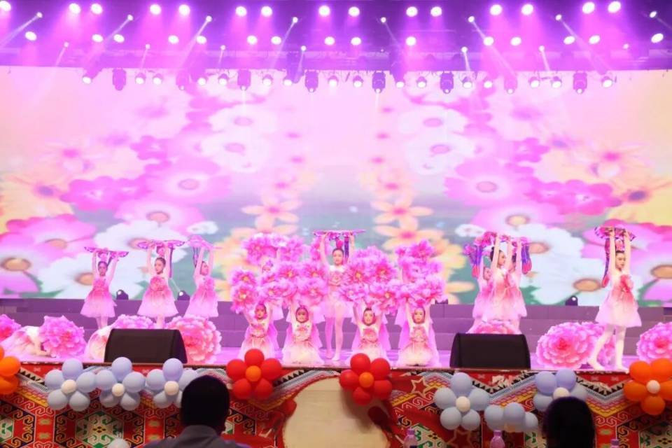 湘西从文教育集团：廿载芳华育桃李