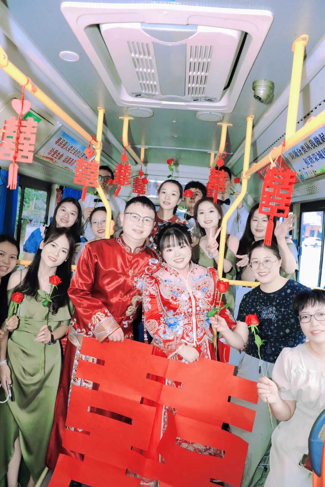 公主请上“車”！岳阳一对“95后”新人浪漫奔赴下一站