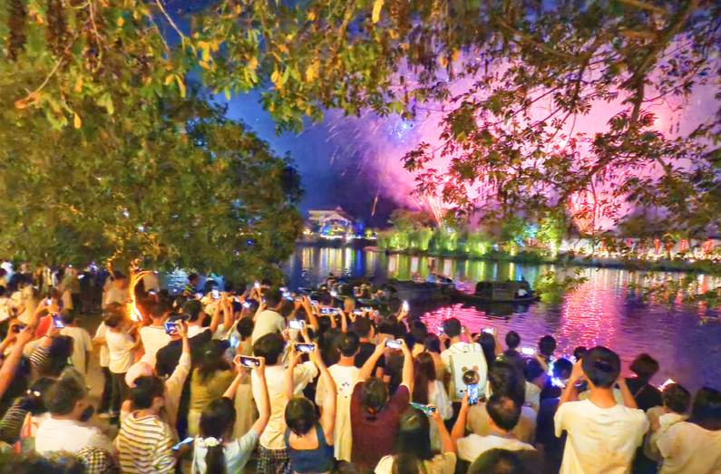 湘西州2025年“双节”文旅市场活力迸发