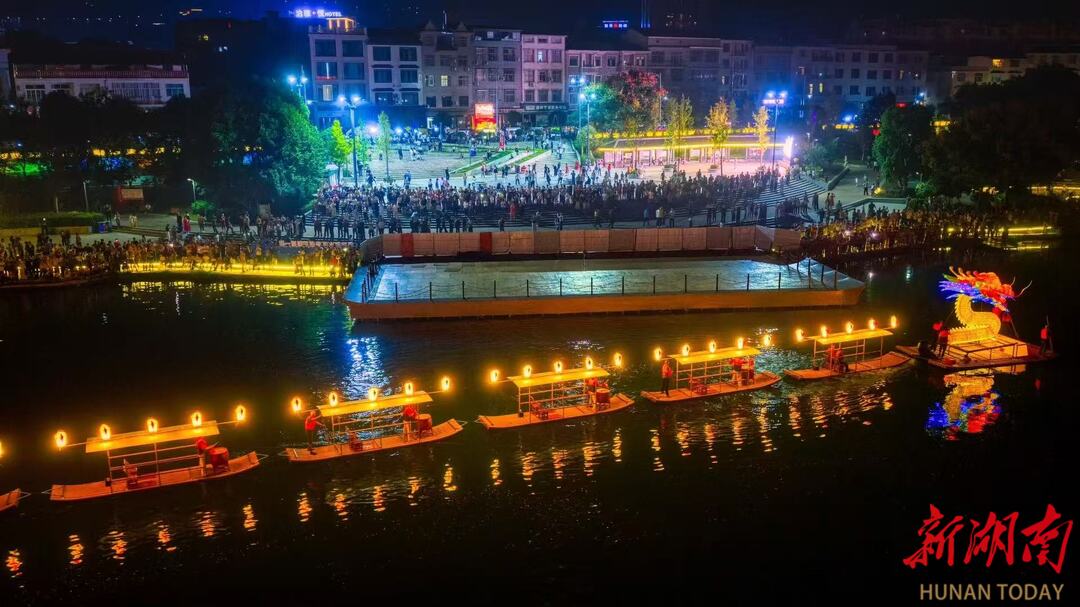 旅发会余温未消，双节又掀热潮，慈利文旅被“烧得滚烫”