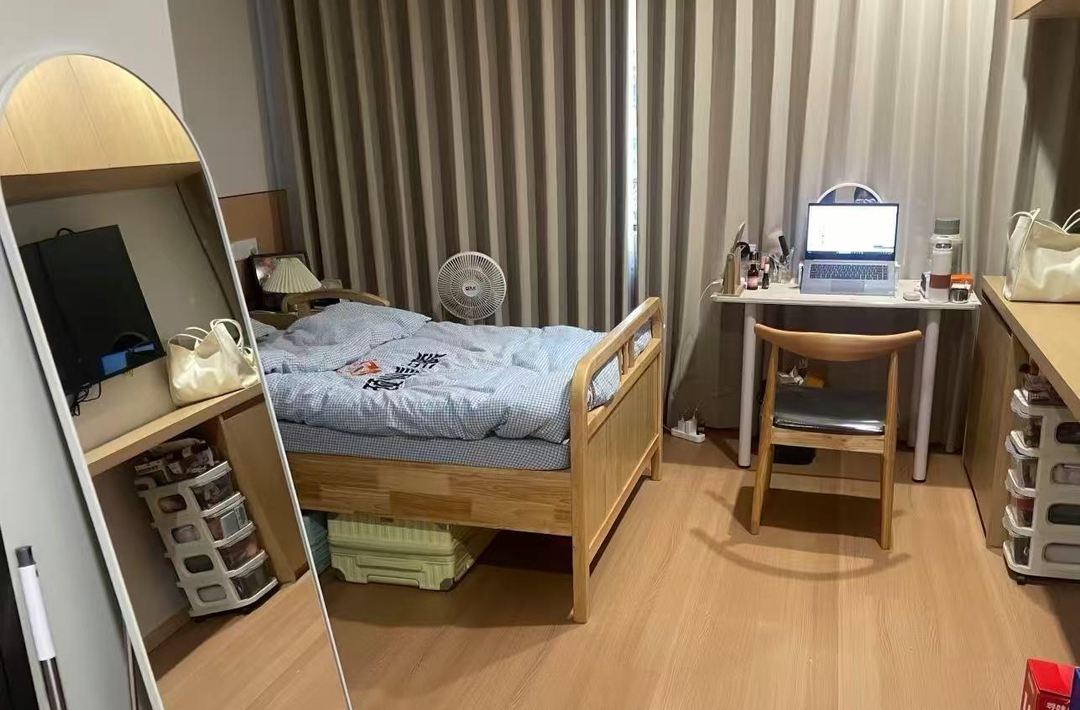 浙江27岁女生月租1500元住进养老院，院方：她是陪奶奶，还有两名女生已交钱准备入住