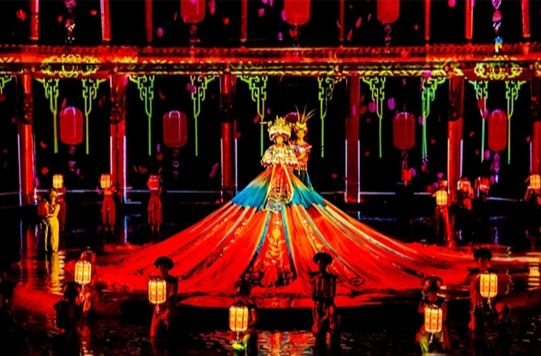 Folk Culture Boosts Tourism in Jishou