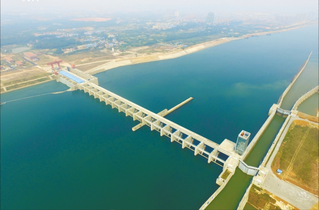 历史上的今天丨2016年10月11日，湘江8级开发建设完成，湘江土谷塘航电枢纽建成投产