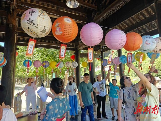 新田：双节期间接待游客超28万人次