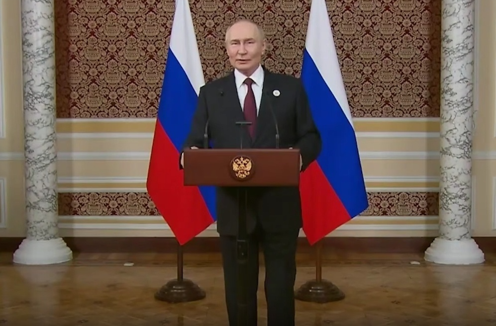 普京召开新闻发布会 就独联体、俄美关系、阿航坠机等表态