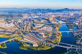 Hustle and Bustle Scene at Huaihua International Land Port