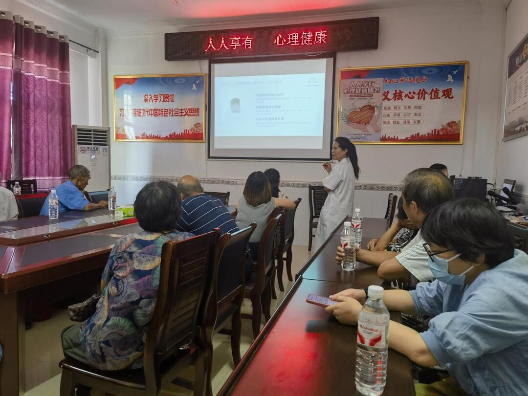 祁东县洪桥街道社区卫生服务中心：“心”系群众 健康服务零距离