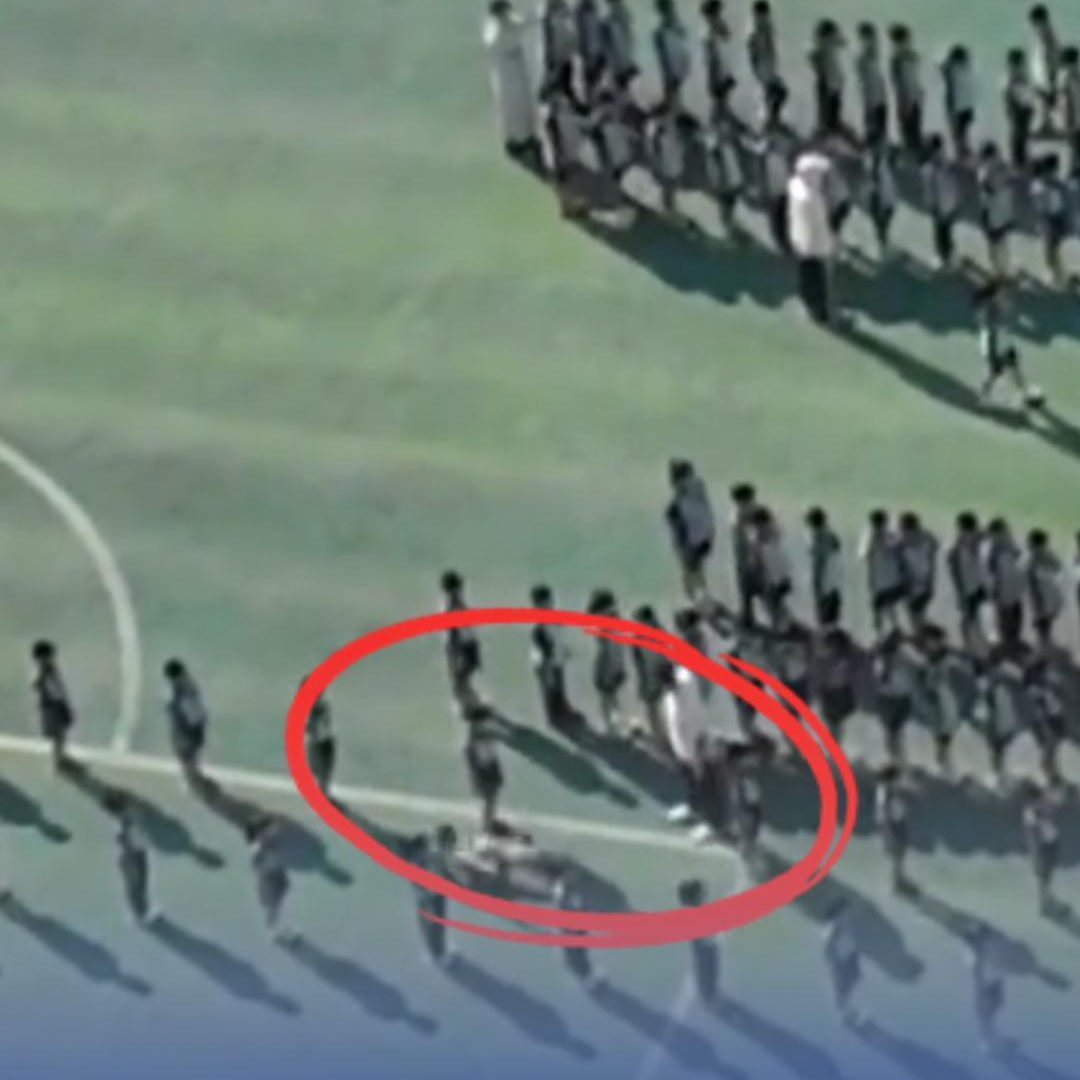 网传广西一小学老师踹飞两名学生,当地教育局回应:在核实调查