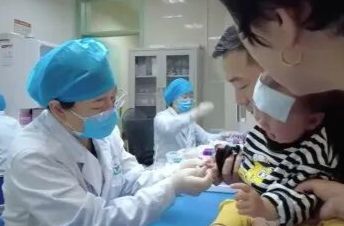 传染性强，有人全家“中招”！这种病毒进入流行期