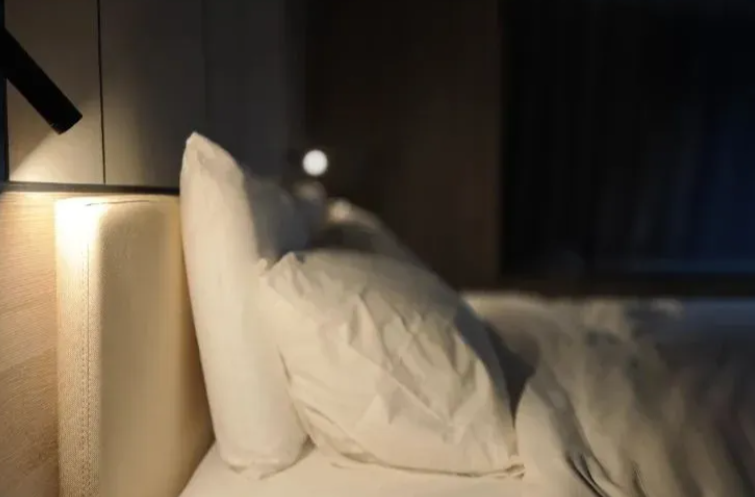 凌晨2点睡不一定是在熬夜？医生解读→