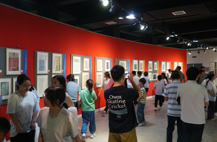 302件获奖硬笔作品集中展出，有你的吗？