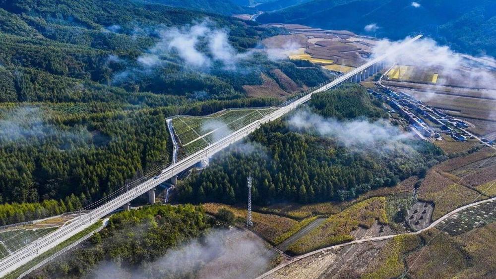 全国铁路今起实行新列车运行图 注意这些车次有调整