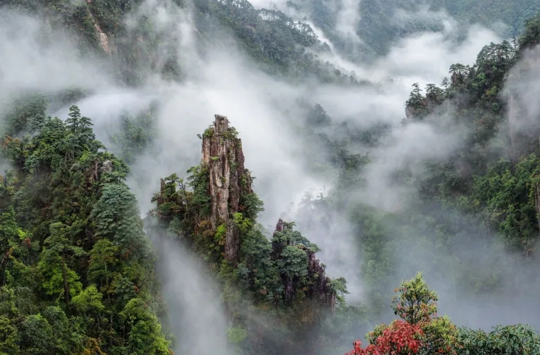 增长40.46%！2025年双节黄金假期我省生态旅游再现“湖南热闹”！