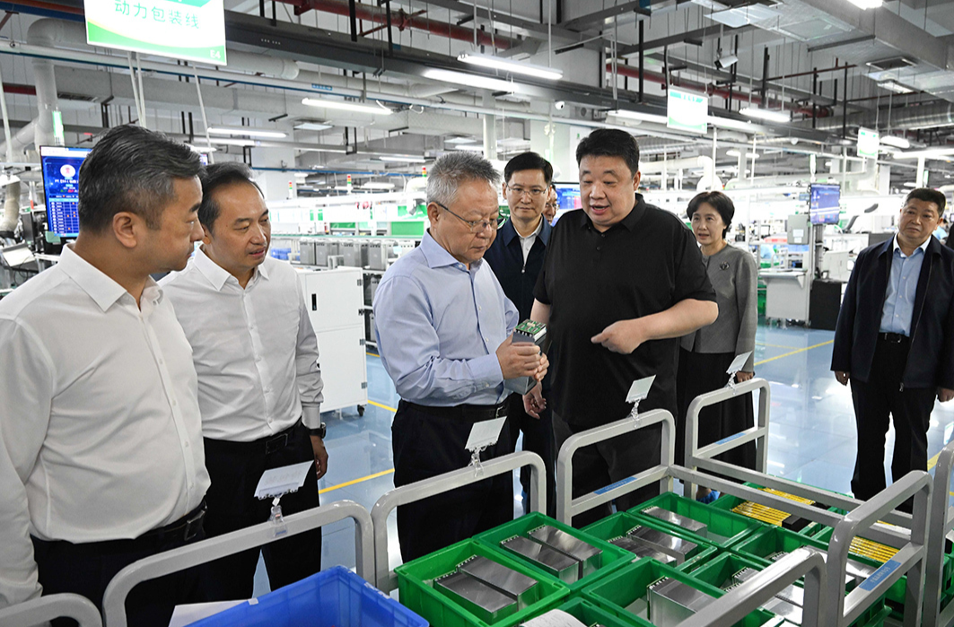 沈晓明调研郴州市经济社会发展情况