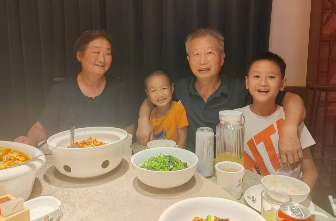 68岁的我触到了幸福的甜