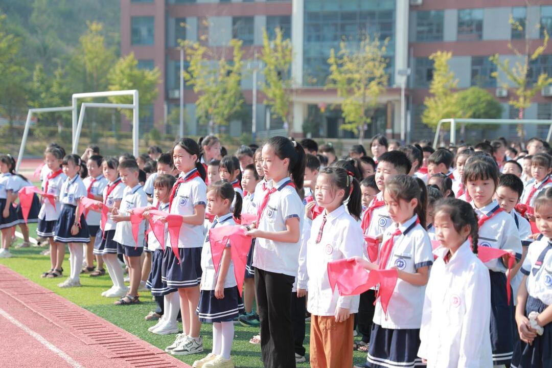 会同县城北学校举行少先队新队员入队仪式