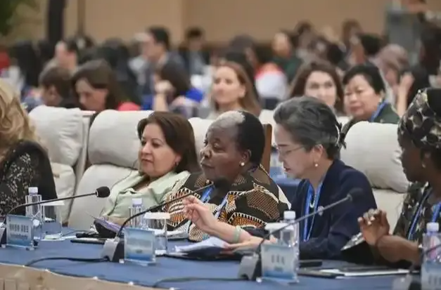 记者手记：行之苟有恒，久久自芬芳