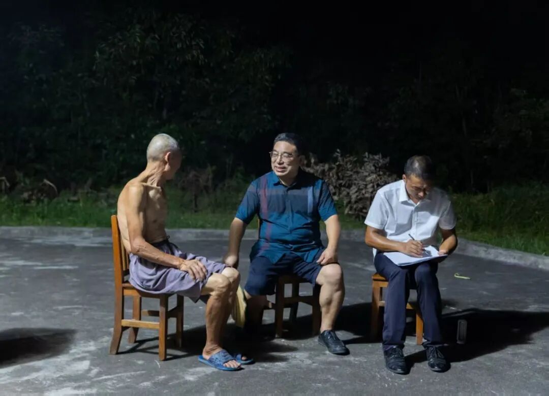 【一页心扉】黄熊飞 ‖ 照相