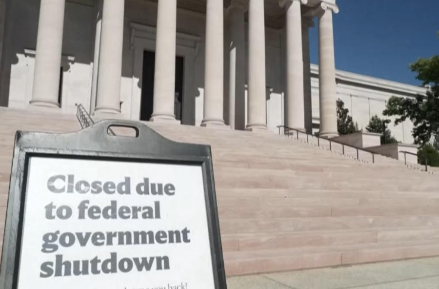 美政府“停摆”已超半月孕育“新历史记录” 两党却还斗得火热