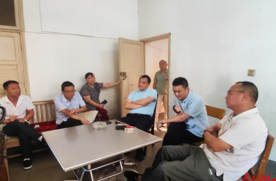 荷塘区金山街道石宋路社区：“话事人”齐姐精准破局，打开校居和谐之门