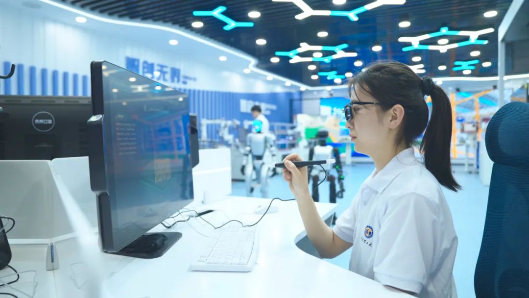 数智赋能视域下高校思政课体系化建构思考