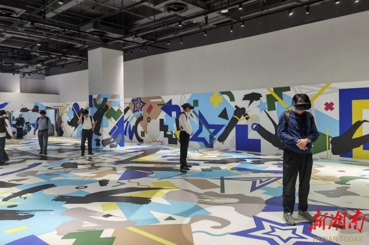 株洲市人大代表一行调研清水塘片区工业文旅发展