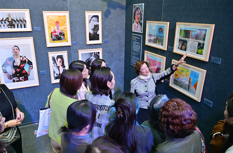 生命礼赞！德国抗癌女艺术家特展开展
