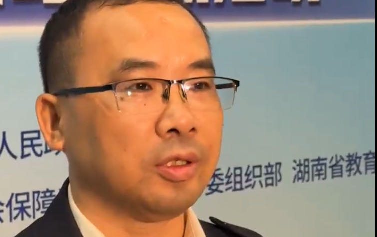 湖南汽车工程职业大学副校长李治国 :带来30个针对博士生的招聘岗位