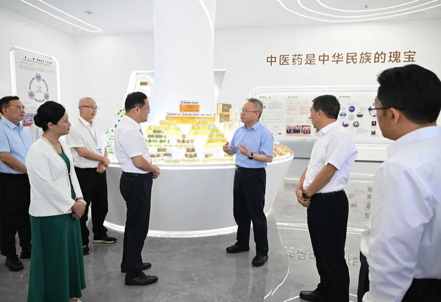 辛小湘丨“四调研一观摩”，从省委书记的密集行程中看行动方向