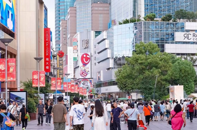 解锁上海消费密码：为什么一张券、一场赛、一家店就能让人“嗨购”？