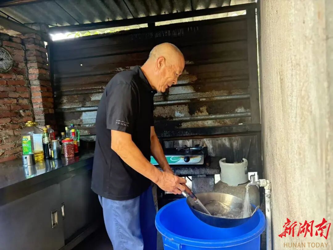 岳塘区楠木村通水记：筹工筹劳解难题 共建共管护清流