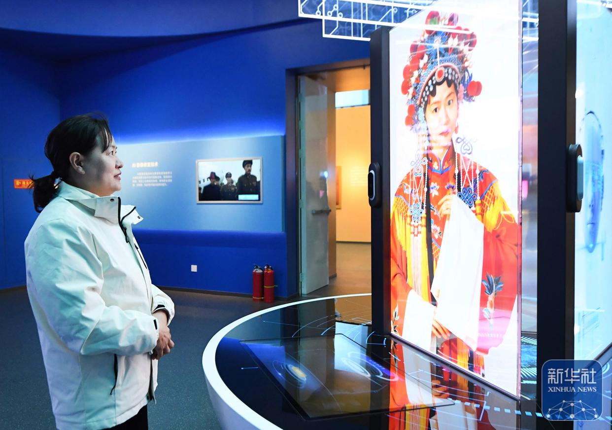 北京：在展览中感受电影的日新月异