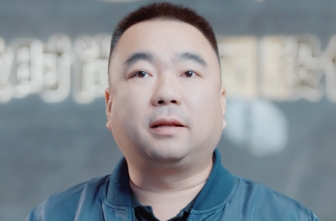 欧薇服饰董事长李玉龙为2025（乙巳）年海峡两岸炎帝神农文化交流大会打call