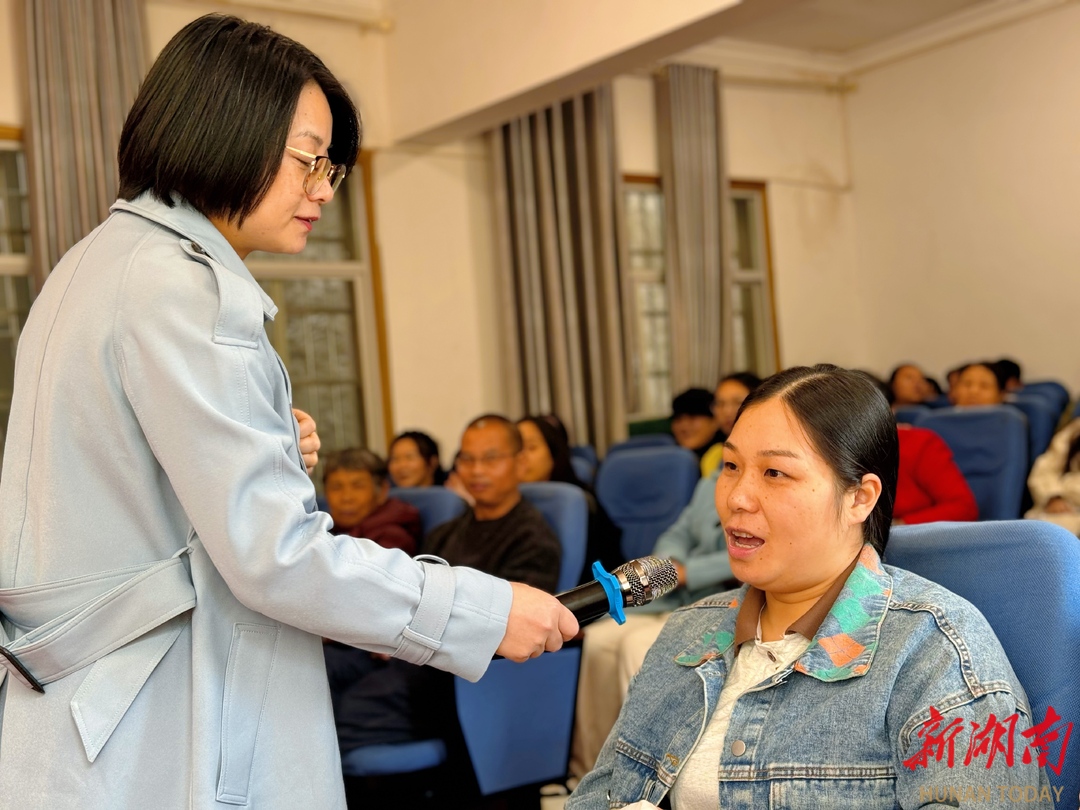 家校共育聚合力 专业引领促成长——长沙市芙蓉区胡蓉芳家庭教育名师工作室携手麻阳苗族自治县第一锦江小学开展手拉手活动