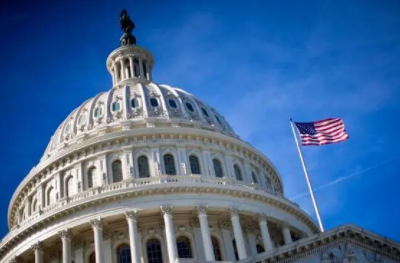 政府“停摆”致美国多地航班延误