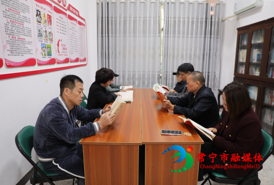 书香常宁:15分钟,转角遇见“书房”