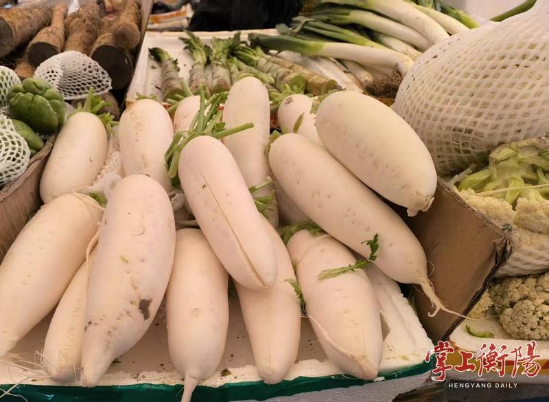 霜降已至,衡阳菜市场煲汤食材走俏