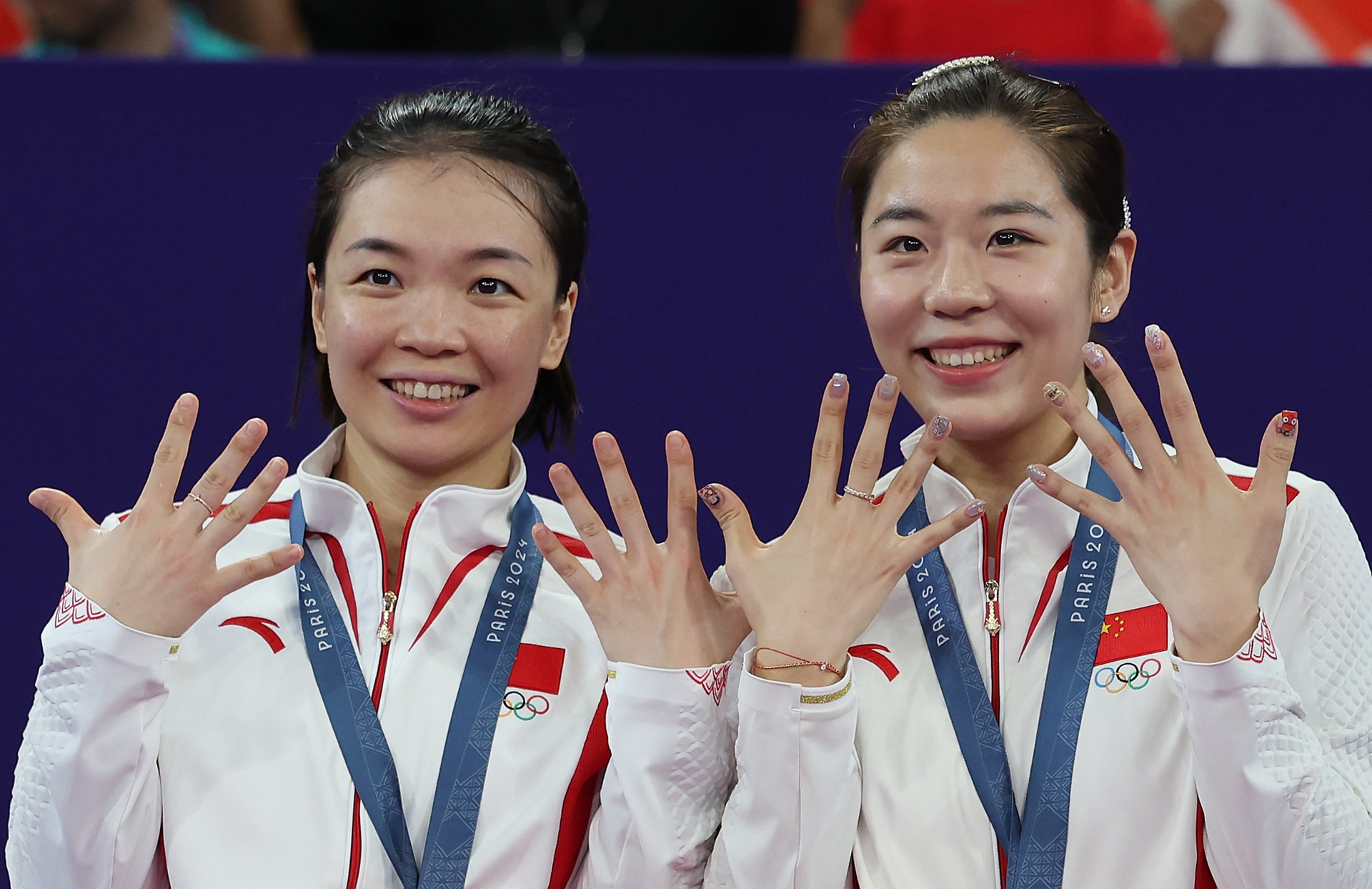 周末·体坛丨从此羽坛无“凡尘”，携手并进是“我们”